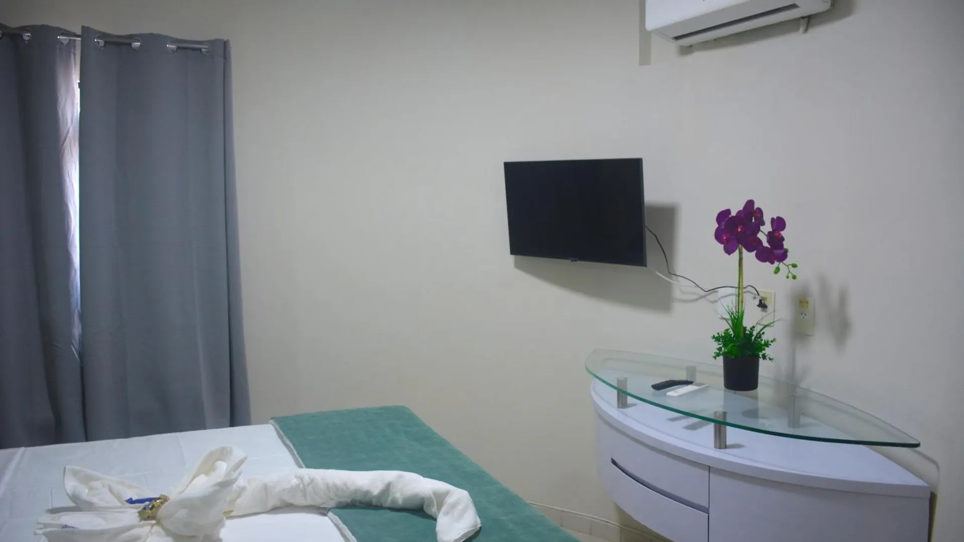 Apto 206 Frente Mar Elegance Flat Natal 0*,  Brazília